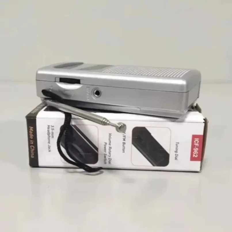 Outdoor Power Jack - Mini radio AM FM portable de
