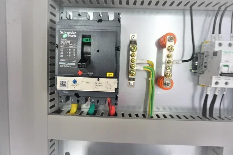 Armoire de distribution électr - Outdoor Power Distribution Board avis et prix